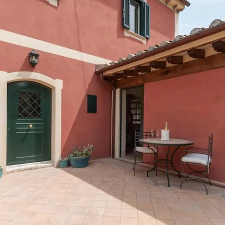 Sleeps 6 Pool Air Con Wifi * Otricoli
