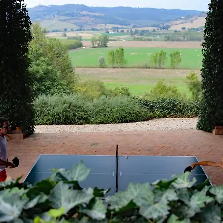 Sleeps 6 Pool Air Con Wifi Otricoli
